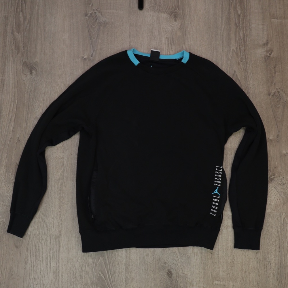 Air Jordan XI Sweater XL